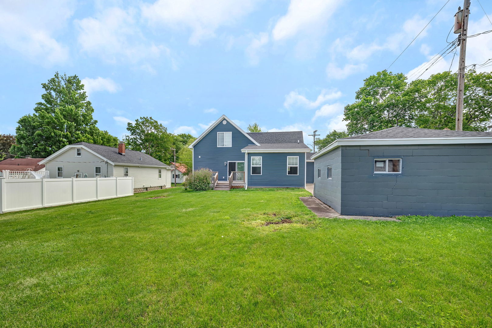 613 2nd Avenue, Ottawa, IL 61350