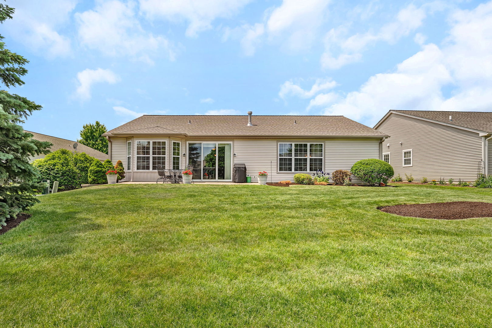 322 Capital Drive, Shorewood, IL 60404
