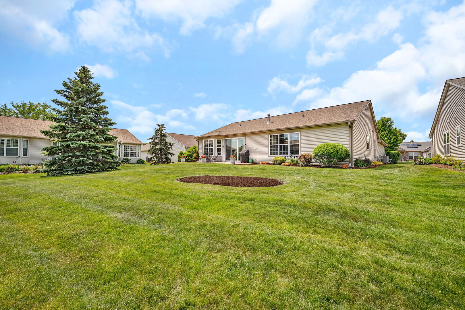 322 Capital Drive, Shorewood, IL 60404