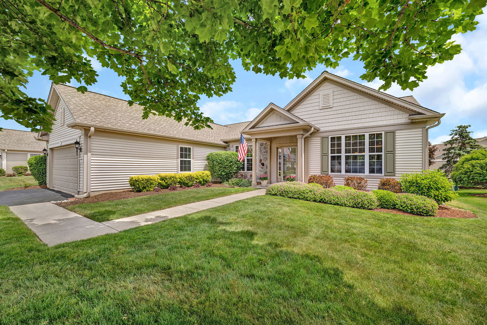 322 Capital Drive, Shorewood, IL 60404