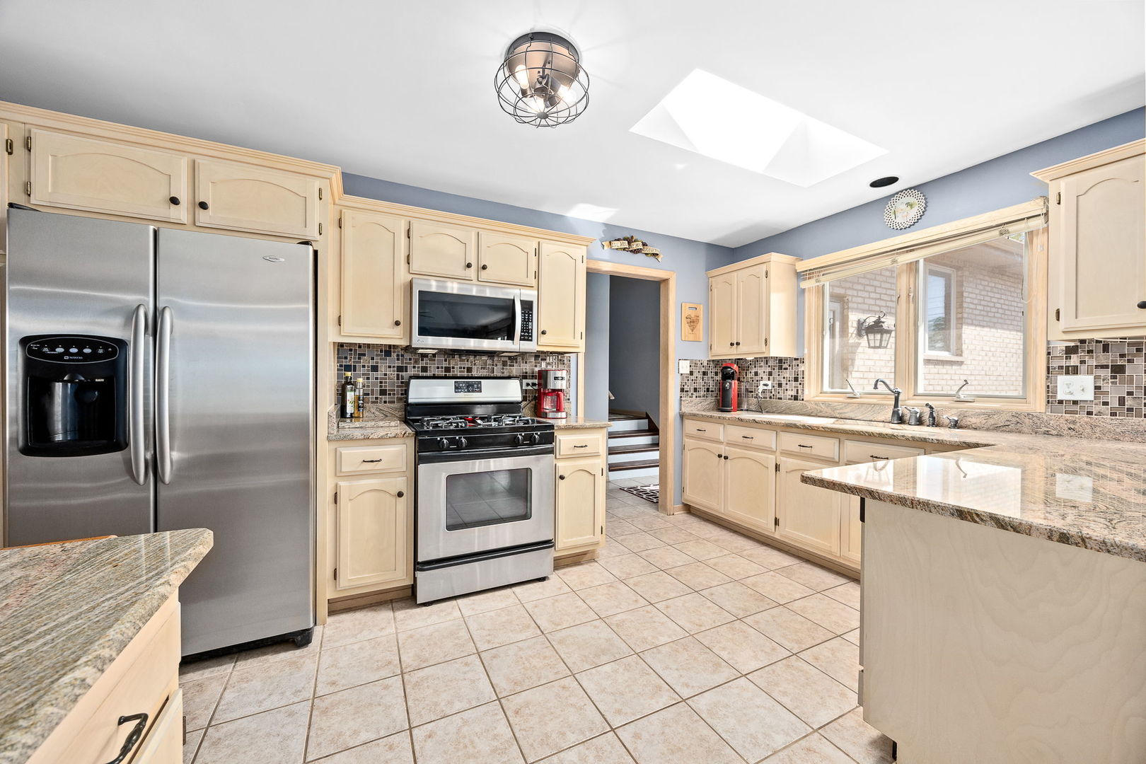 13201 Meadow Hill Lane, Lemont, IL 60439