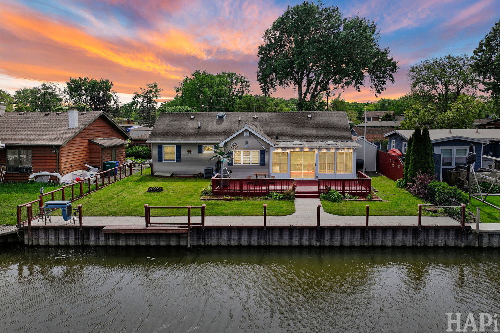 707 Kingston Boulevard, McHenry, IL 60050
