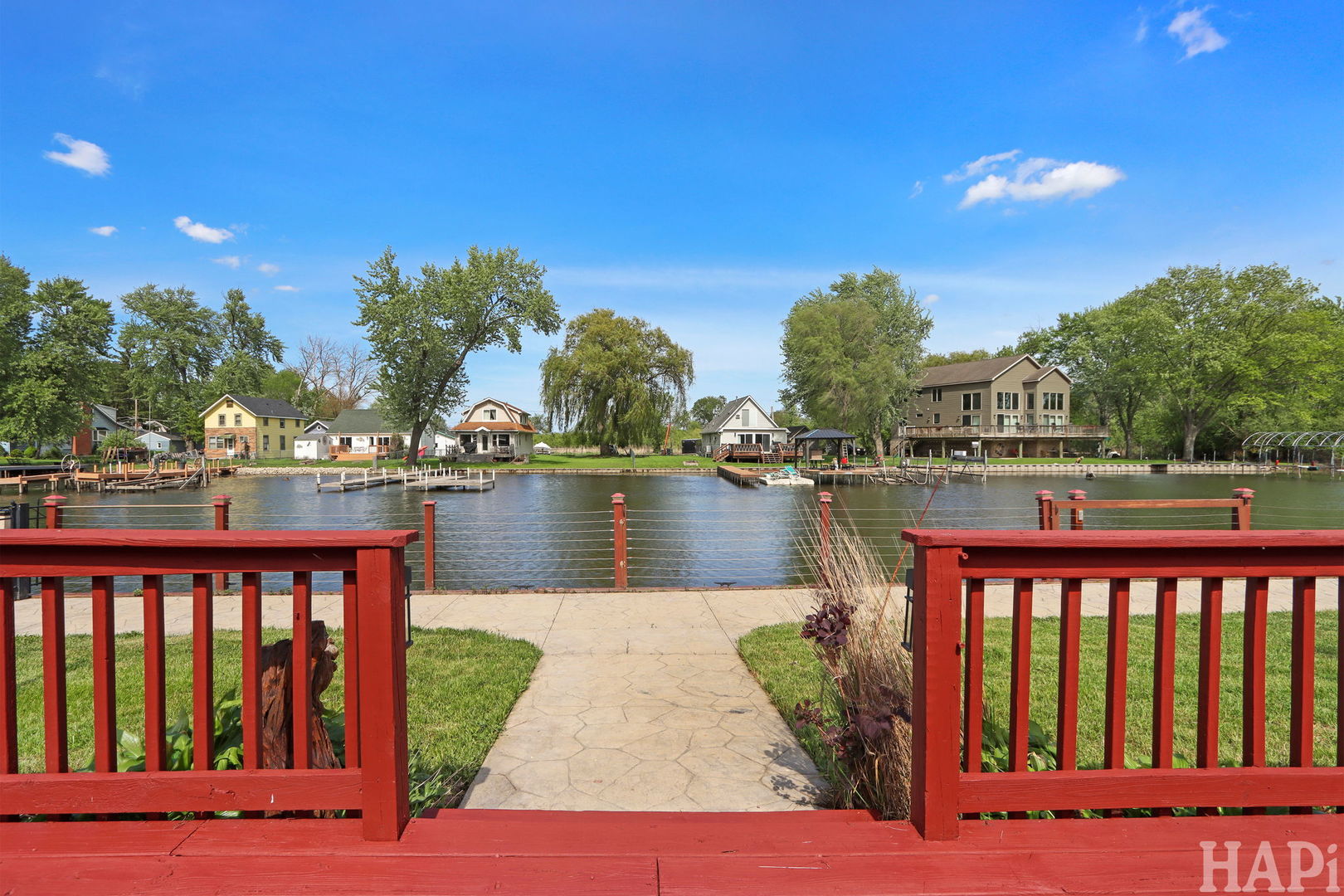 707 Kingston Boulevard, McHenry, IL 60050