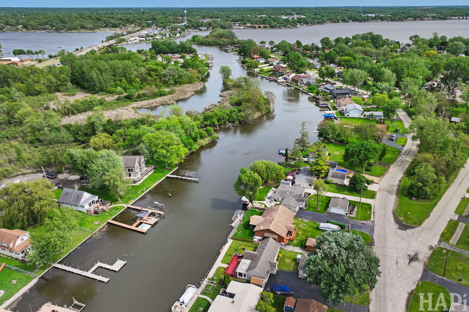 707 Kingston Boulevard, McHenry, IL 60050