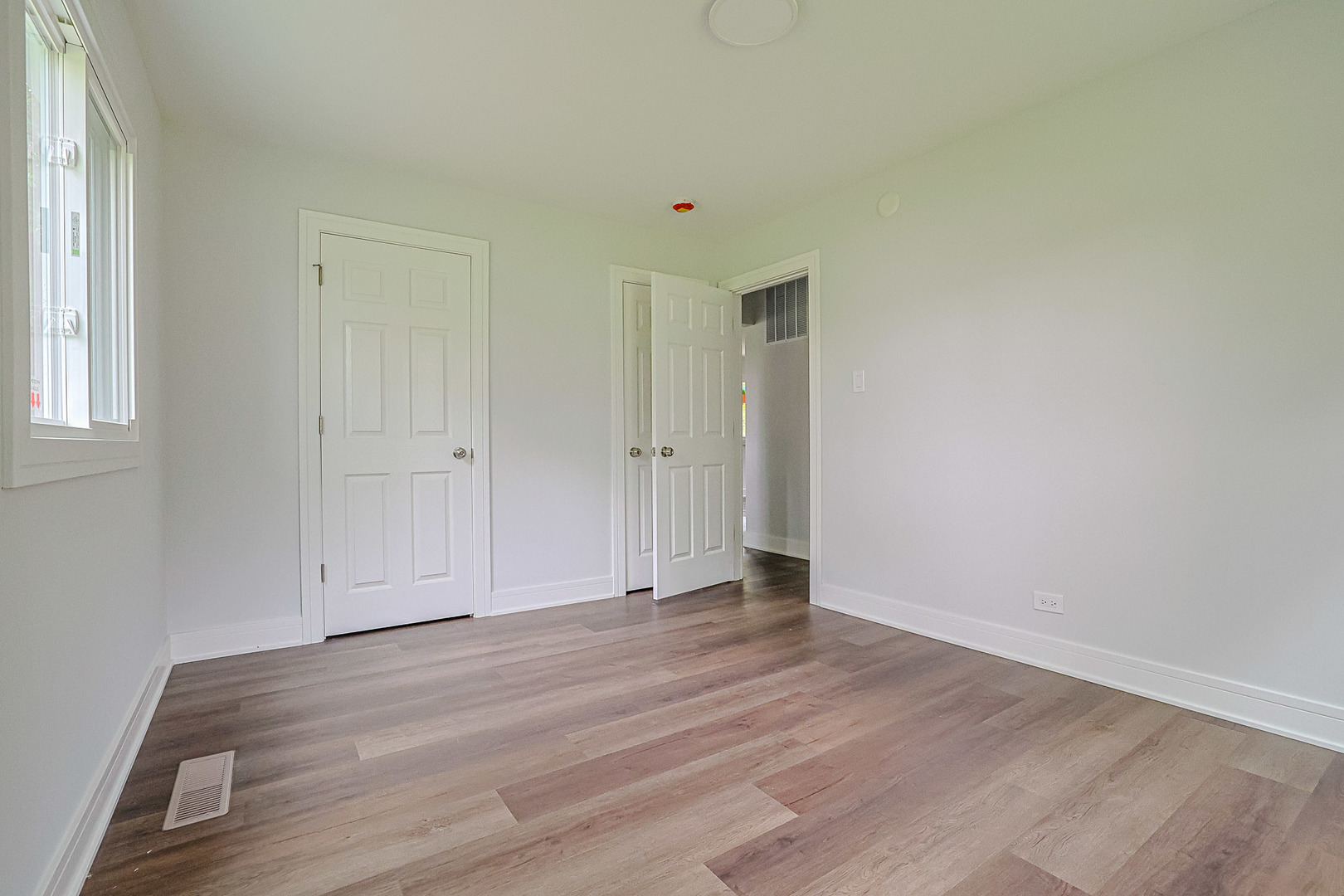 15441 Albany Avenue, Markham, IL 60428