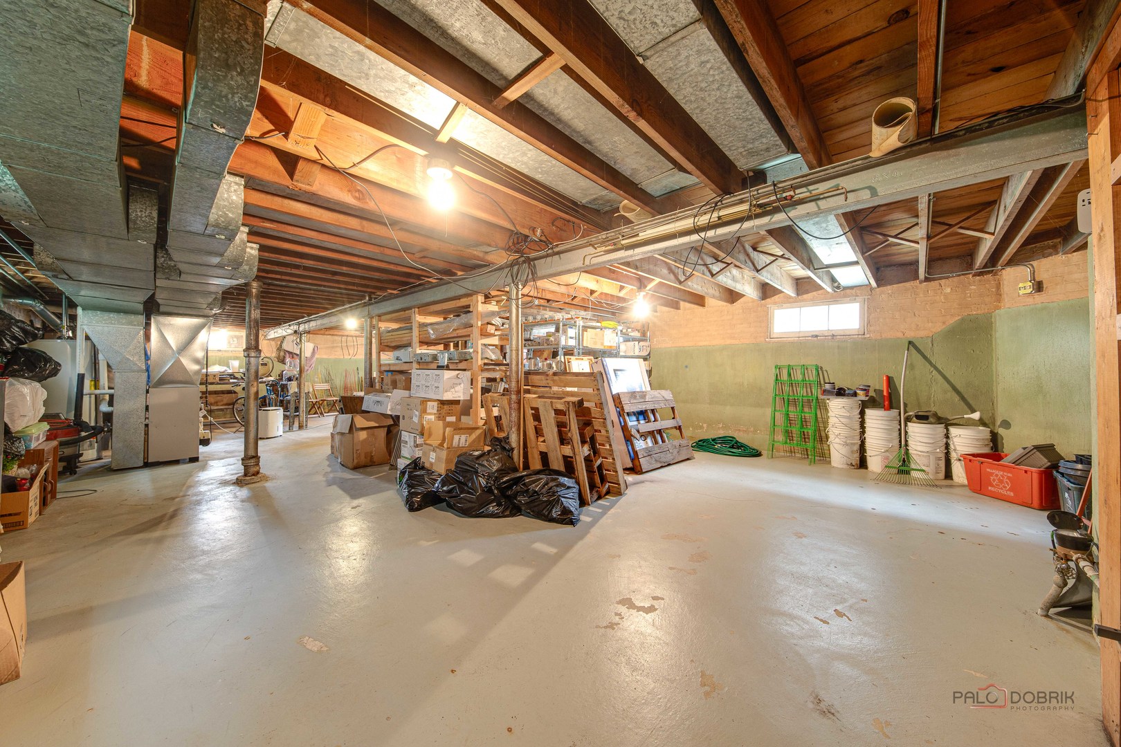 7523 W Cleveland Street, Niles, IL 60714