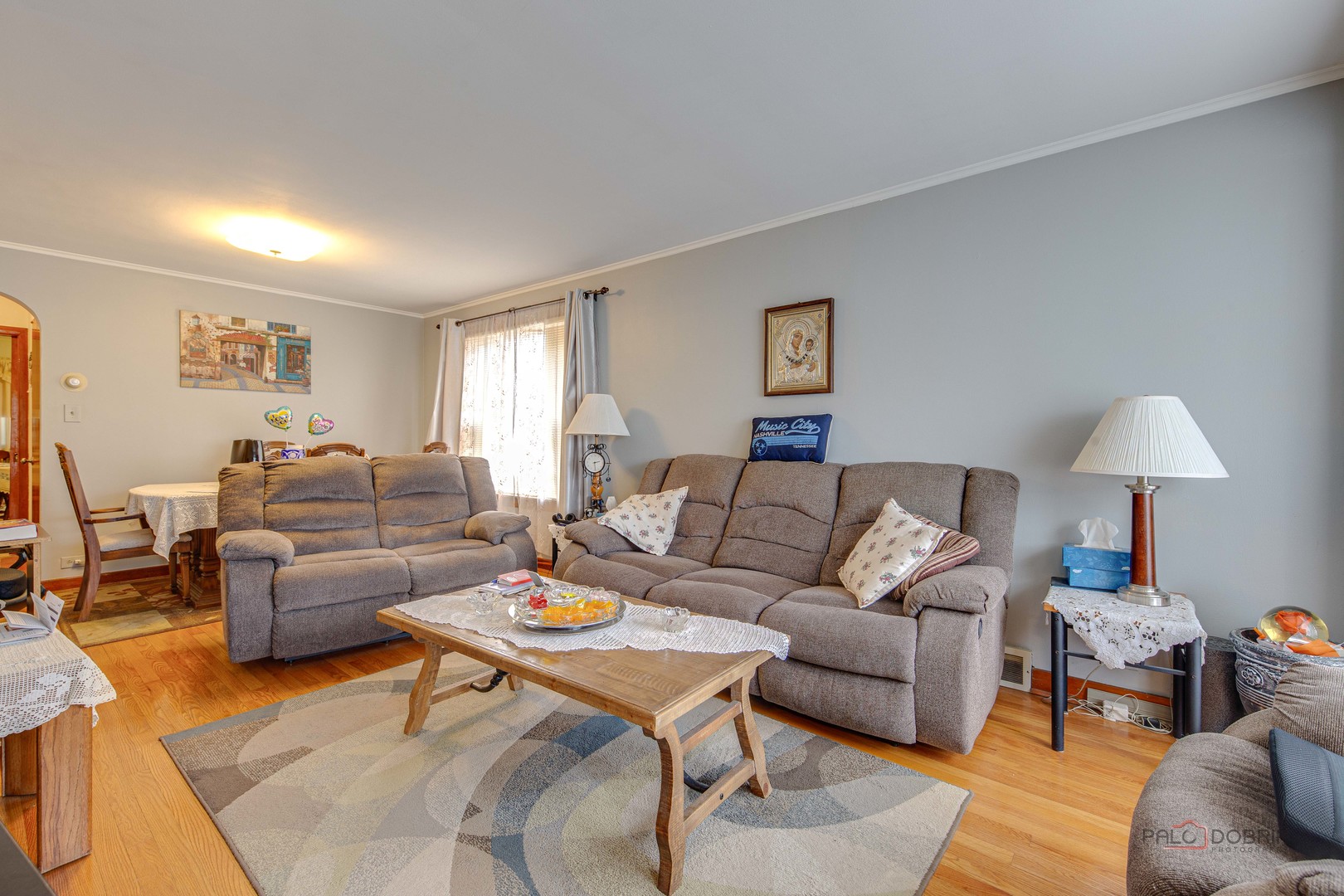 7523 W Cleveland Street, Niles, IL 60714