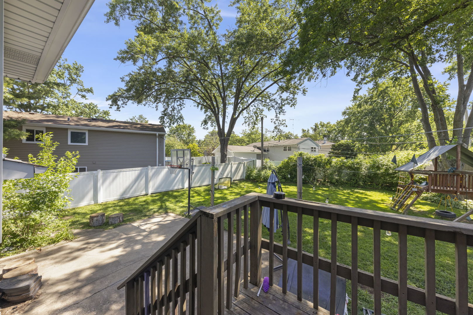 3005 Scenicwood Lane, Woodridge, IL 60517