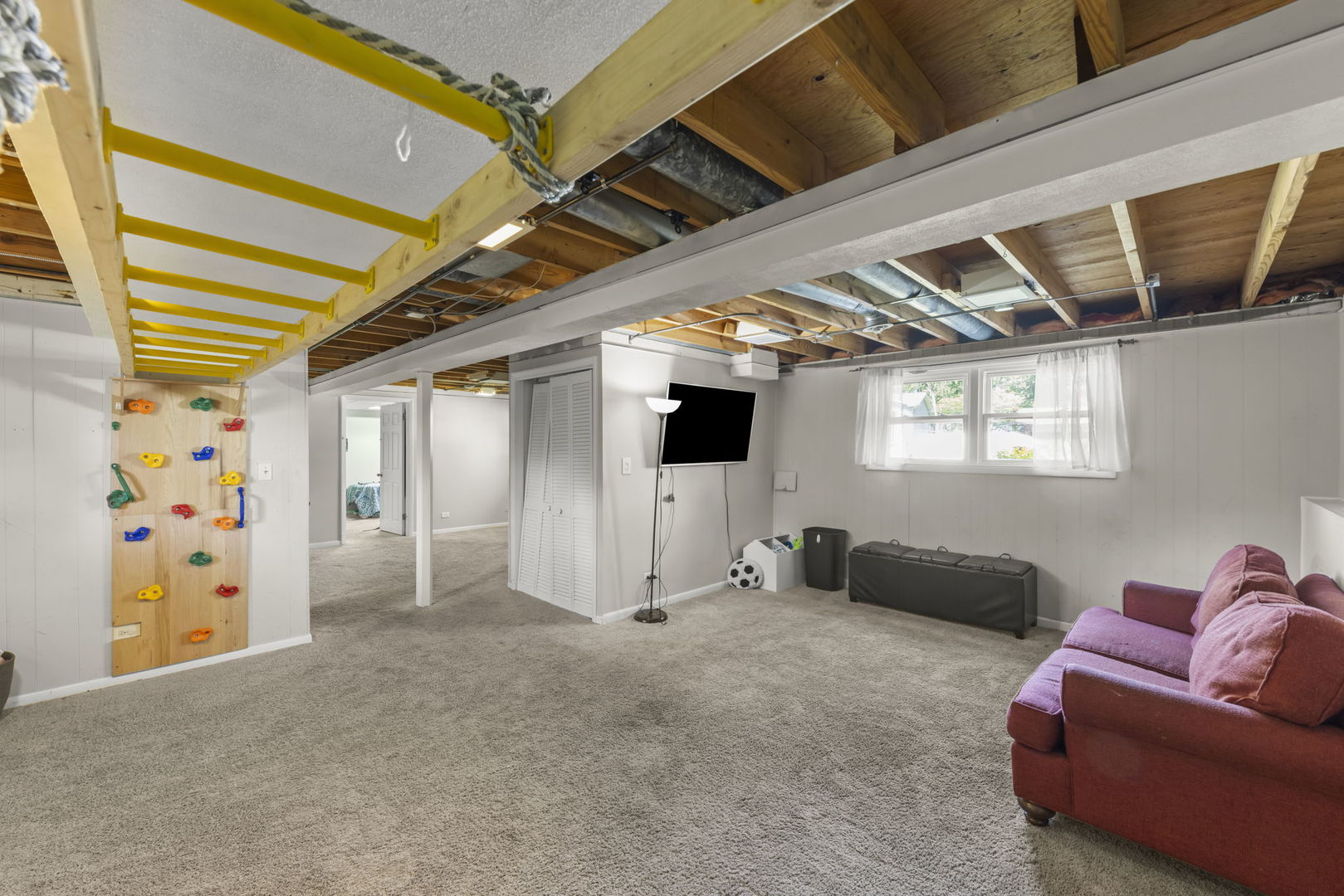 3005 Scenicwood Lane, Woodridge, IL 60517