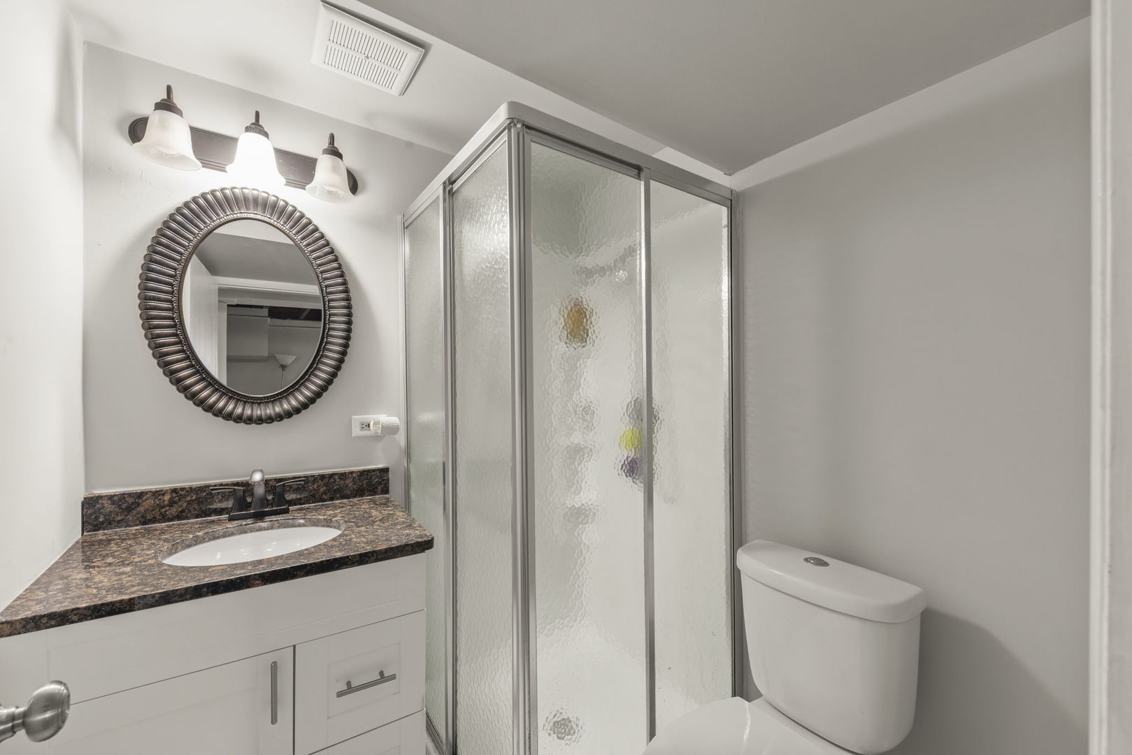 3005 Scenicwood Lane, Woodridge, IL 60517