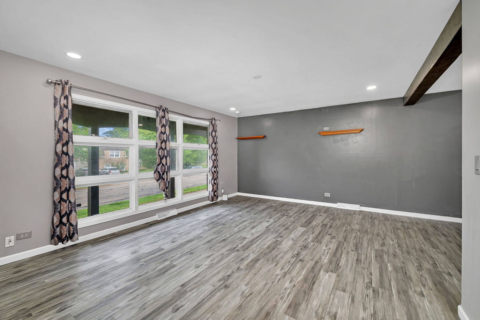 551 FALCONRIDGE Way, Bolingbrook, IL 60440