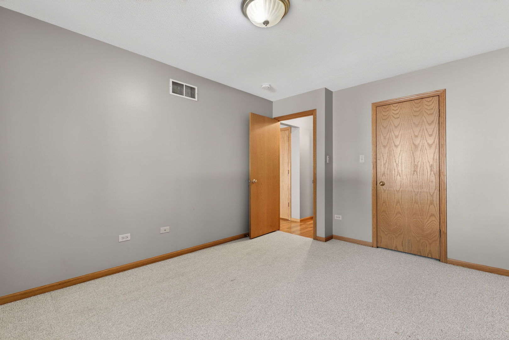 302 Grande Drive #C, Minooka, IL 60447