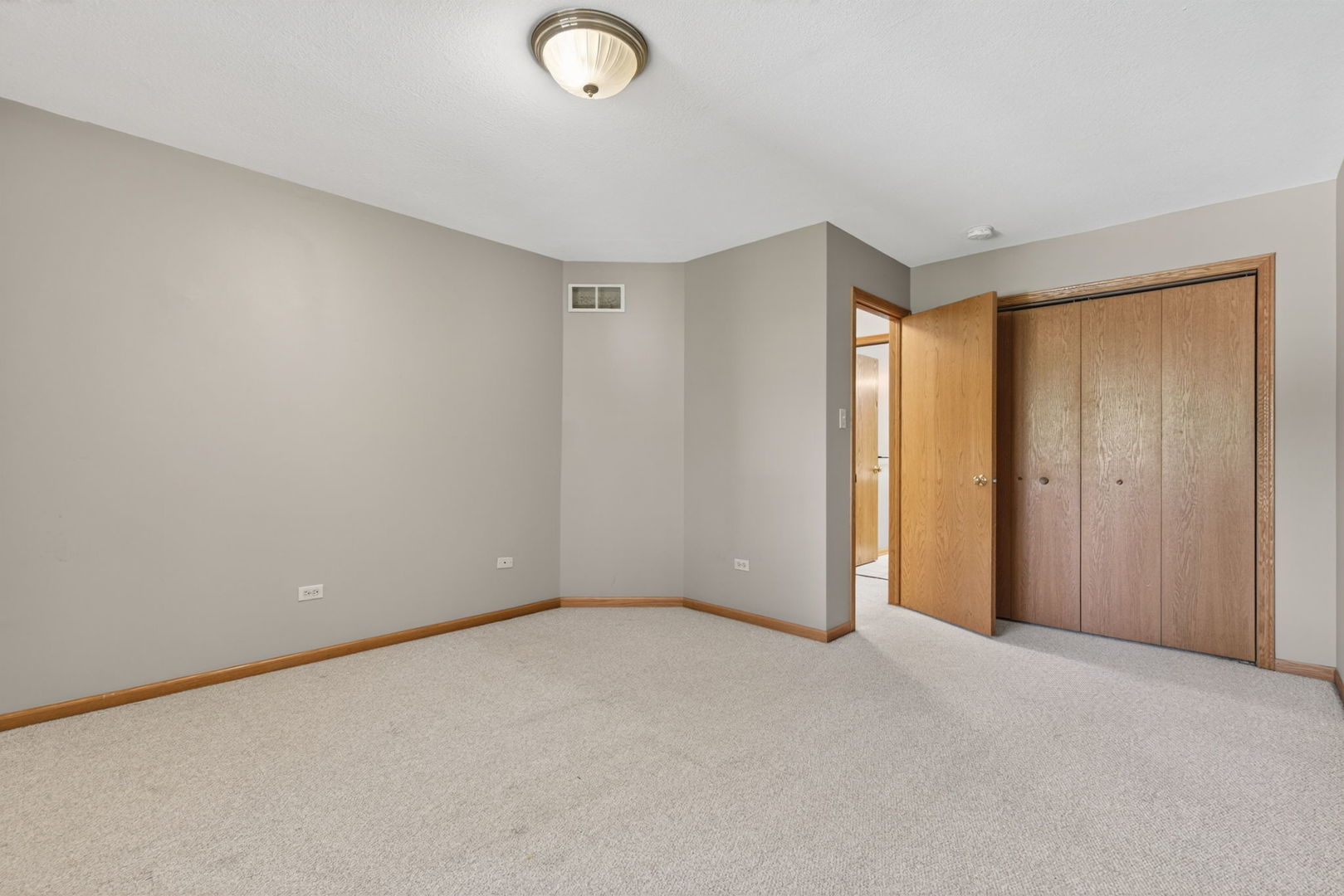 302 Grande Drive #C, Minooka, IL 60447