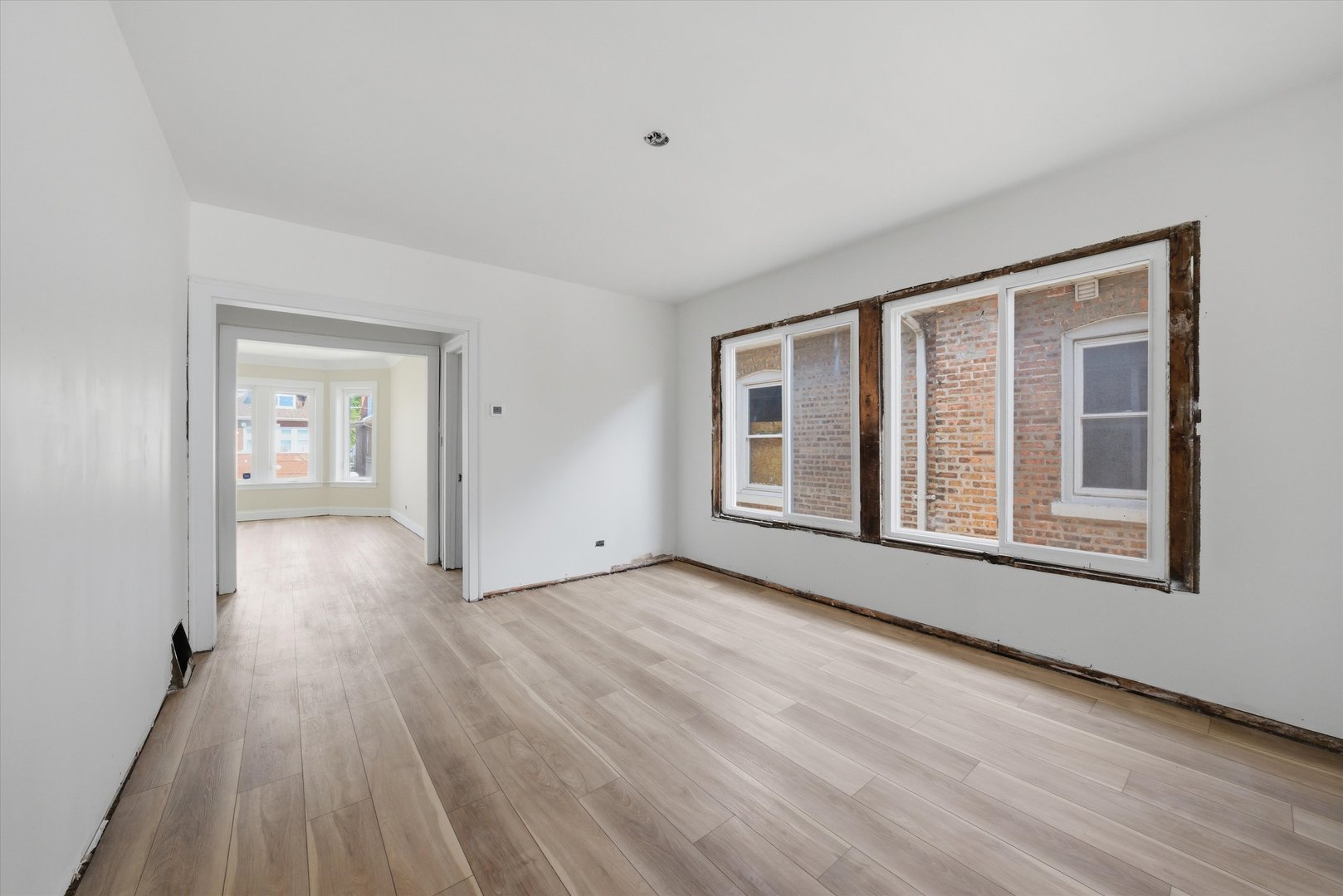 8016 S Perry Avenue, Chicago, IL 60620