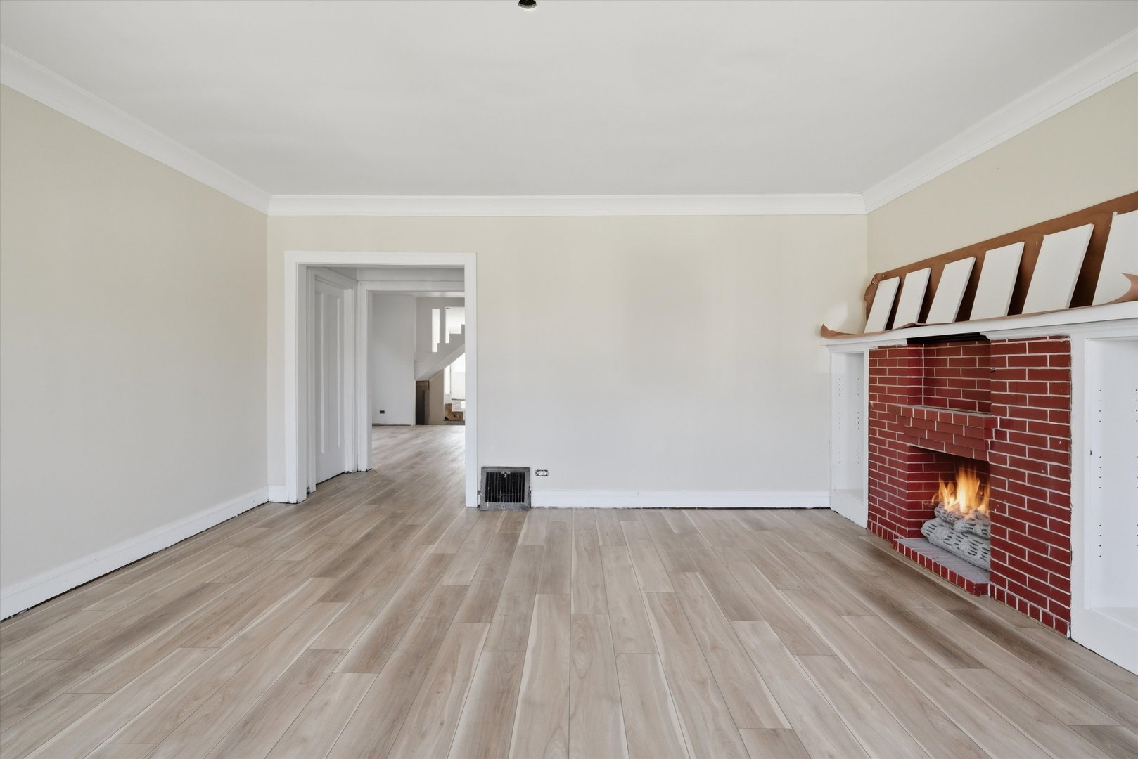 8016 S Perry Avenue, Chicago, IL 60620