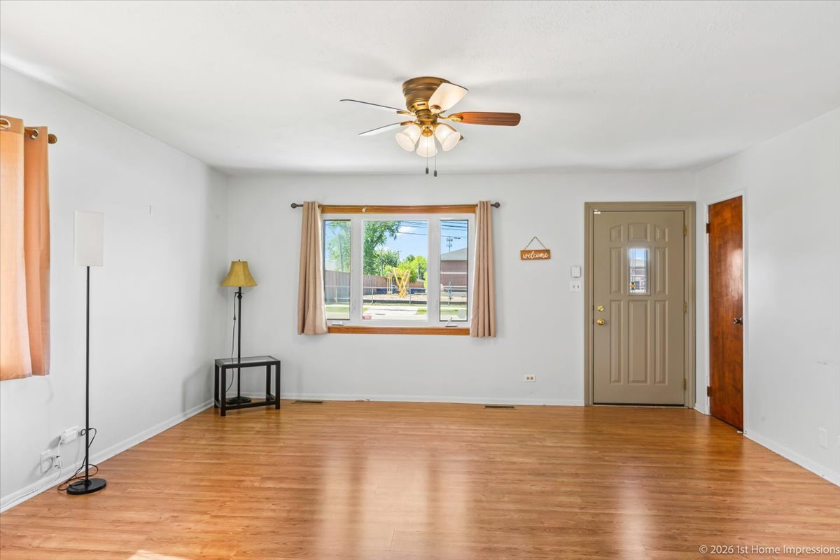 6328 W 85th Street, Burbank, IL 60459
