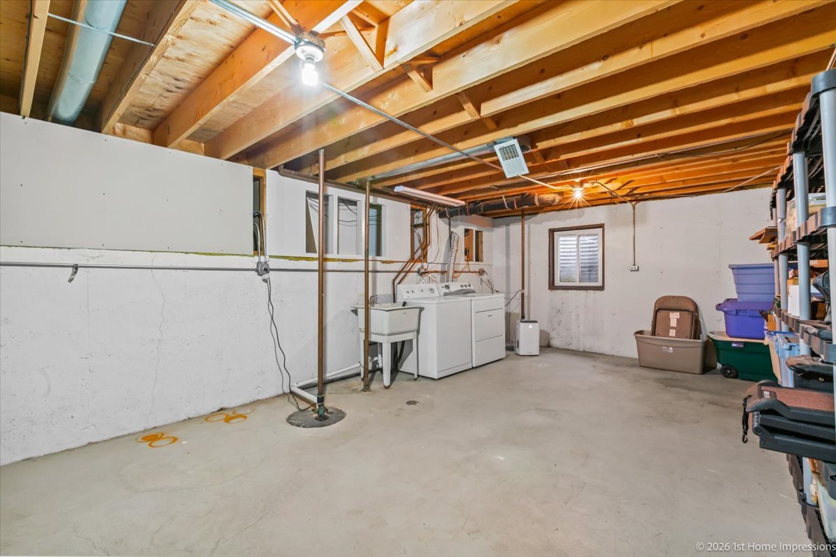 6328 W 85th Street, Burbank, IL 60459