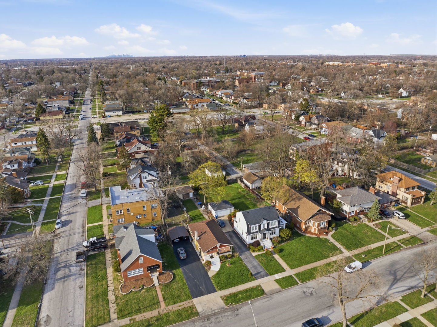 15 E 155th Street, Harvey, IL 60426