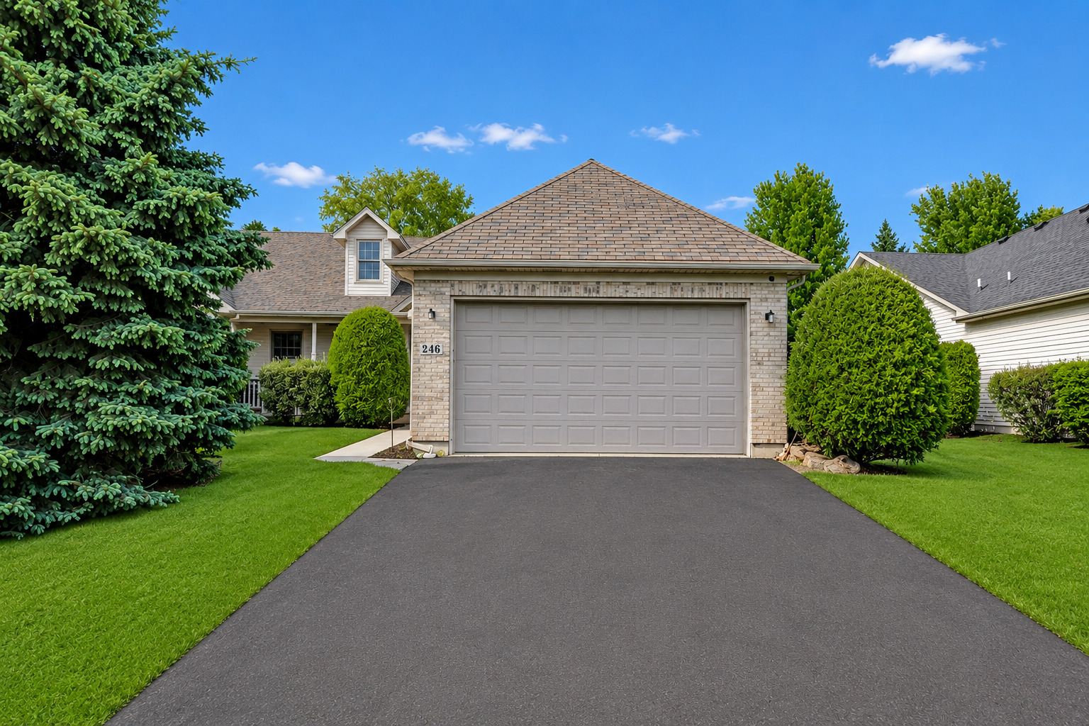 246 Red Hawk Road, Hampshire, IL 60140