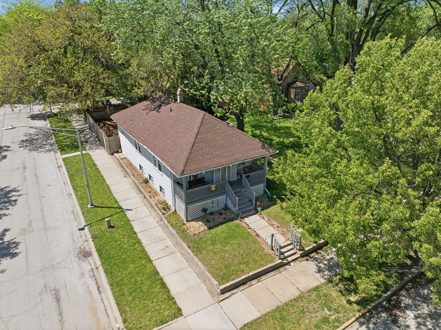 12124 S Edbrooke Avenue, Chicago, IL 60628