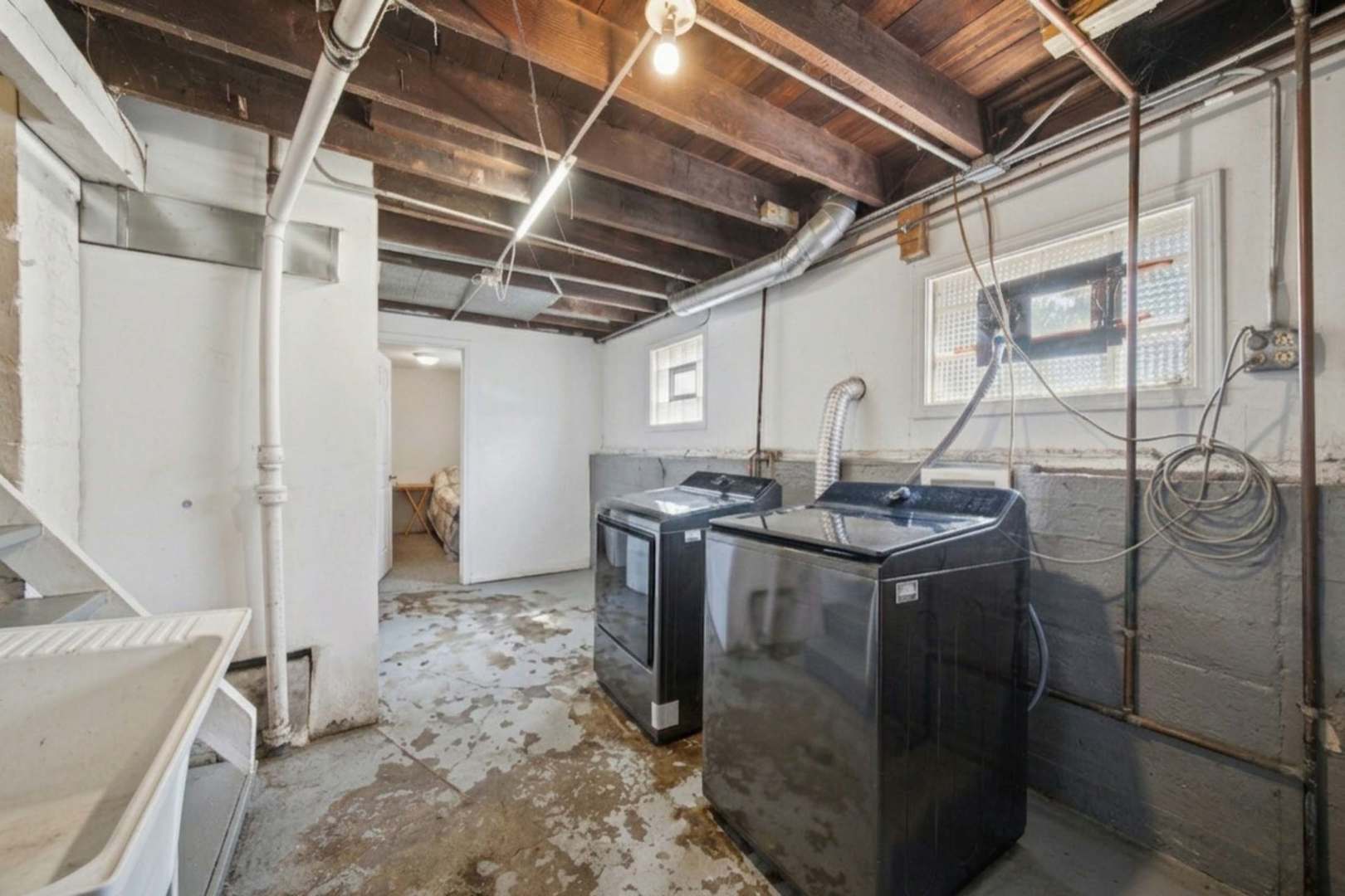 12124 S Edbrooke Avenue, Chicago, IL 60628