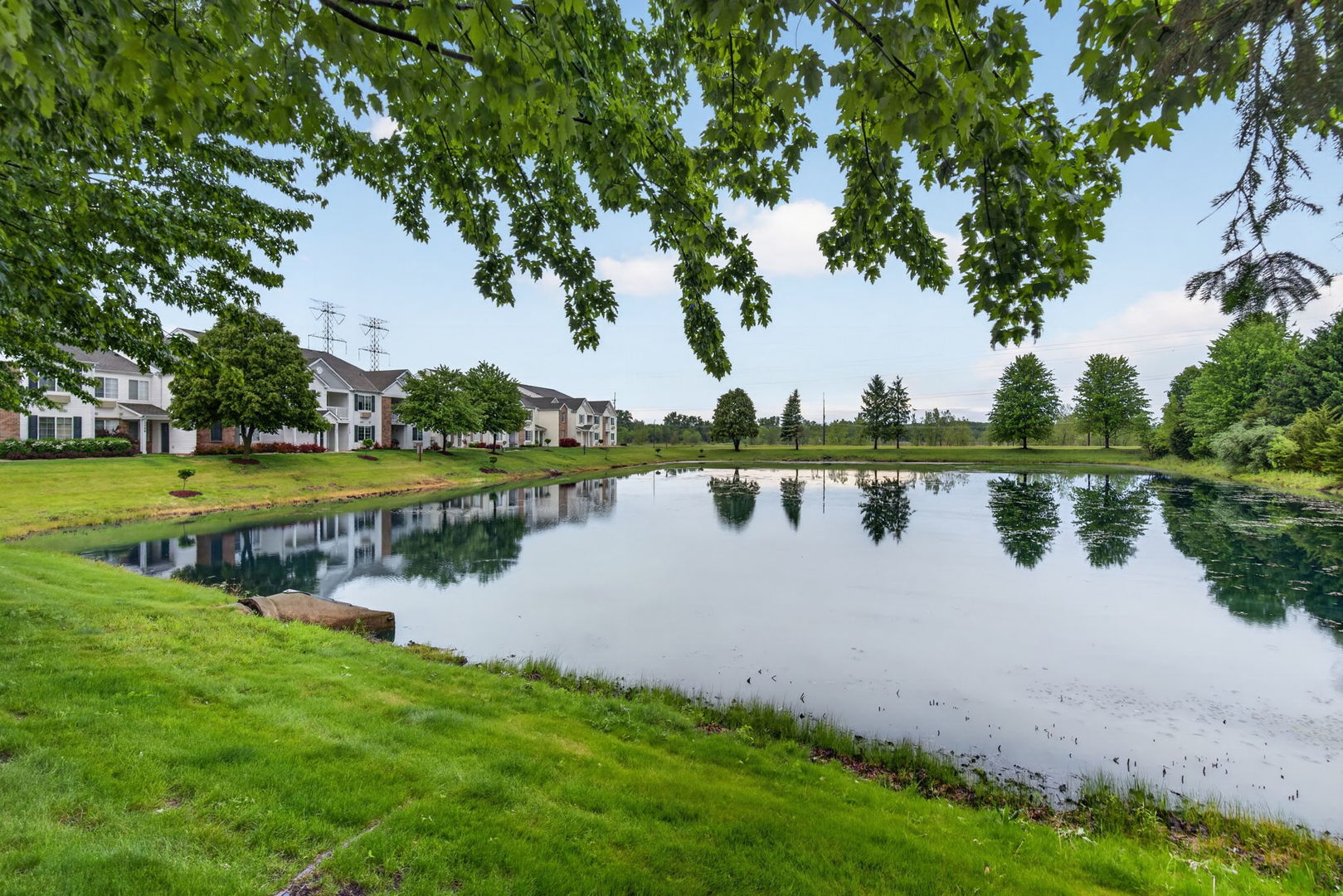 1628 Mcclure Road, Aurora, IL 60505