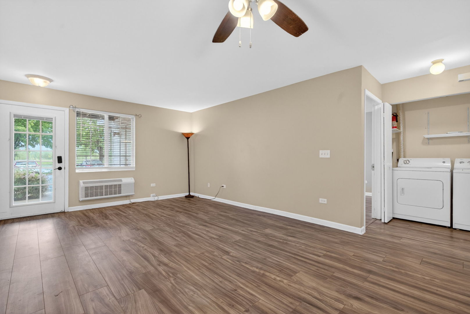 1628 Mcclure Road, Aurora, IL 60505