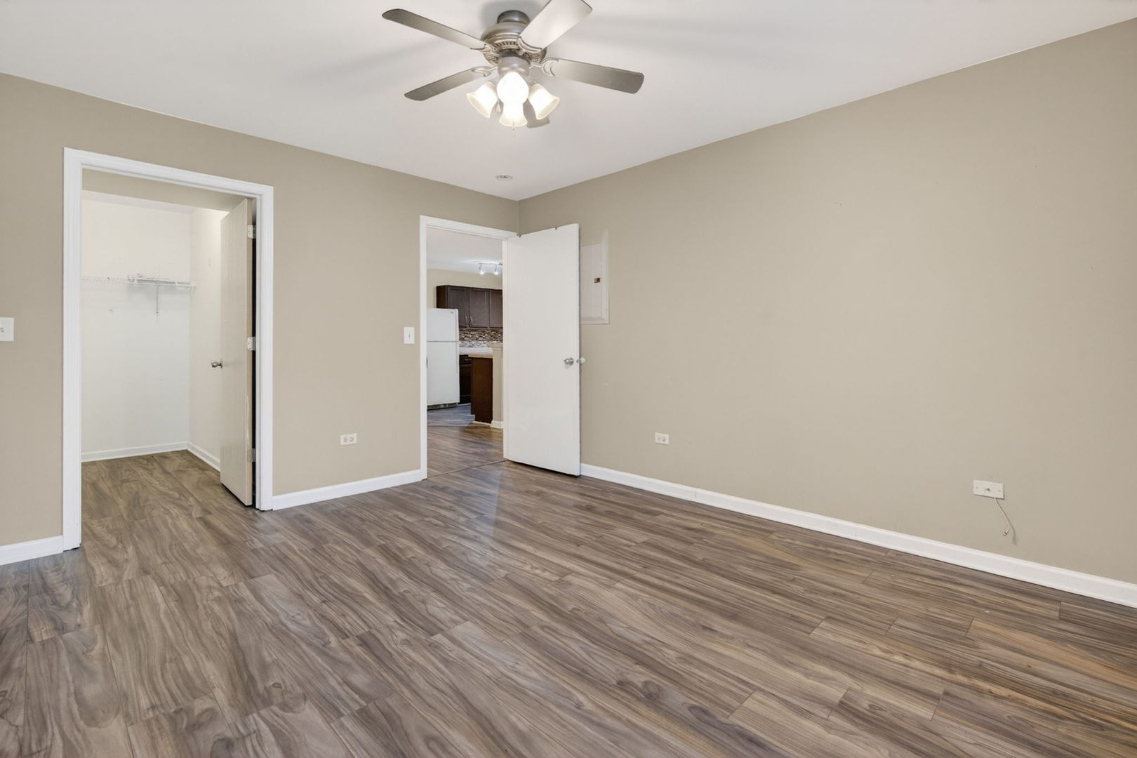 1628 Mcclure Road, Aurora, IL 60505