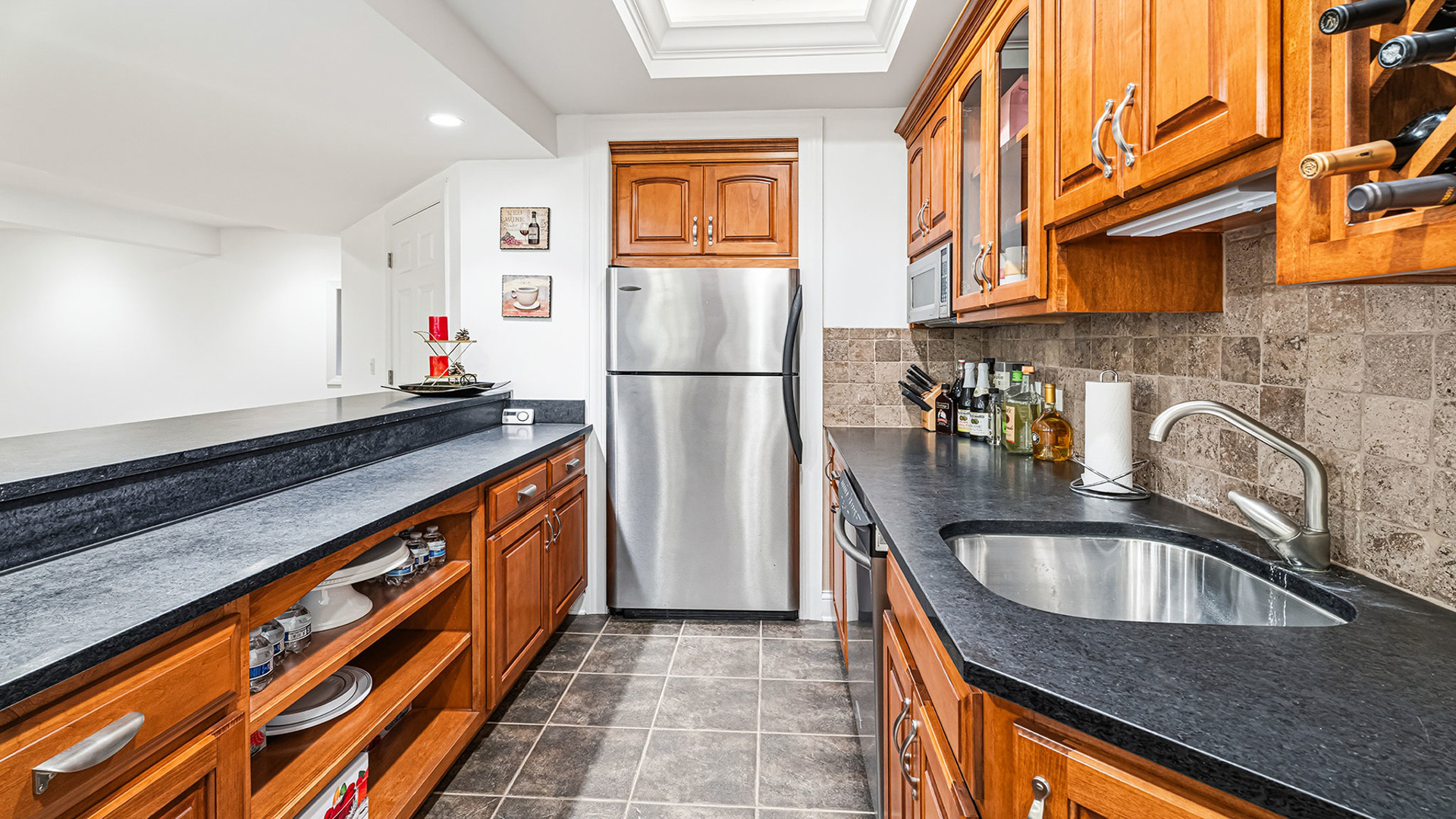 3511 Kestral Drive, Naperville, IL 60564