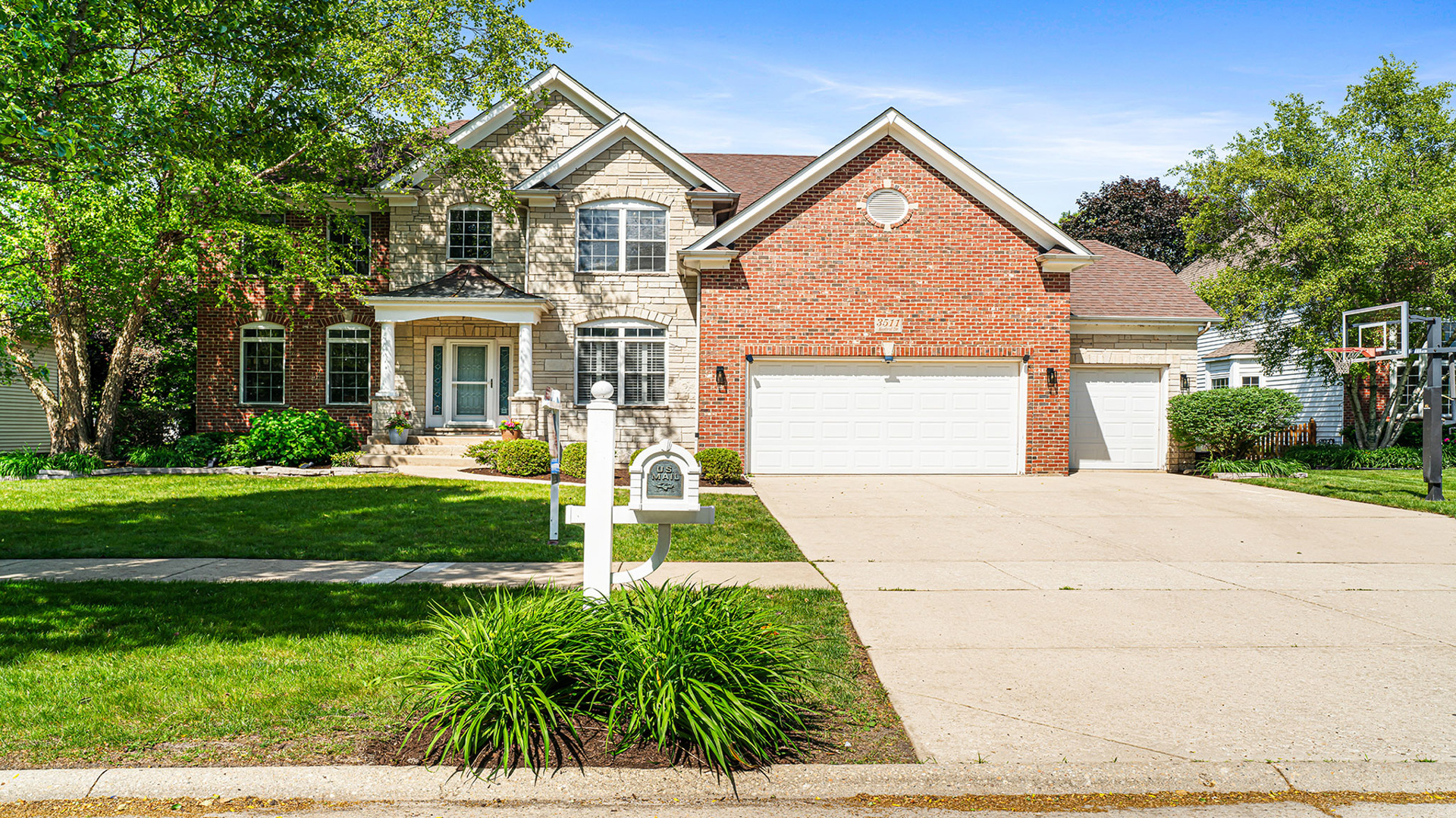 3511 Kestral Drive, Naperville, IL 60564