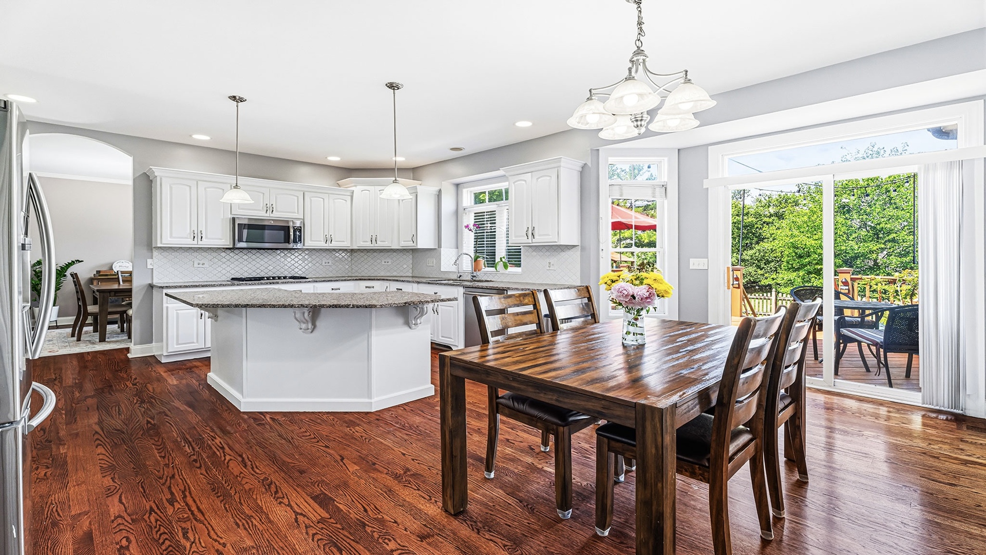 3511 Kestral Drive, Naperville, IL 60564
