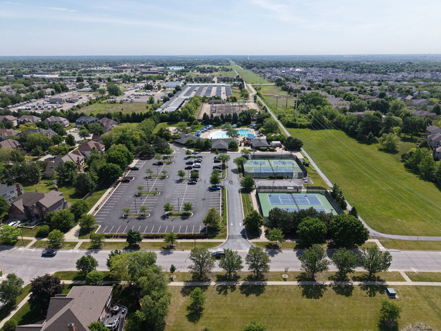 3511 Kestral Drive, Naperville, IL 60564