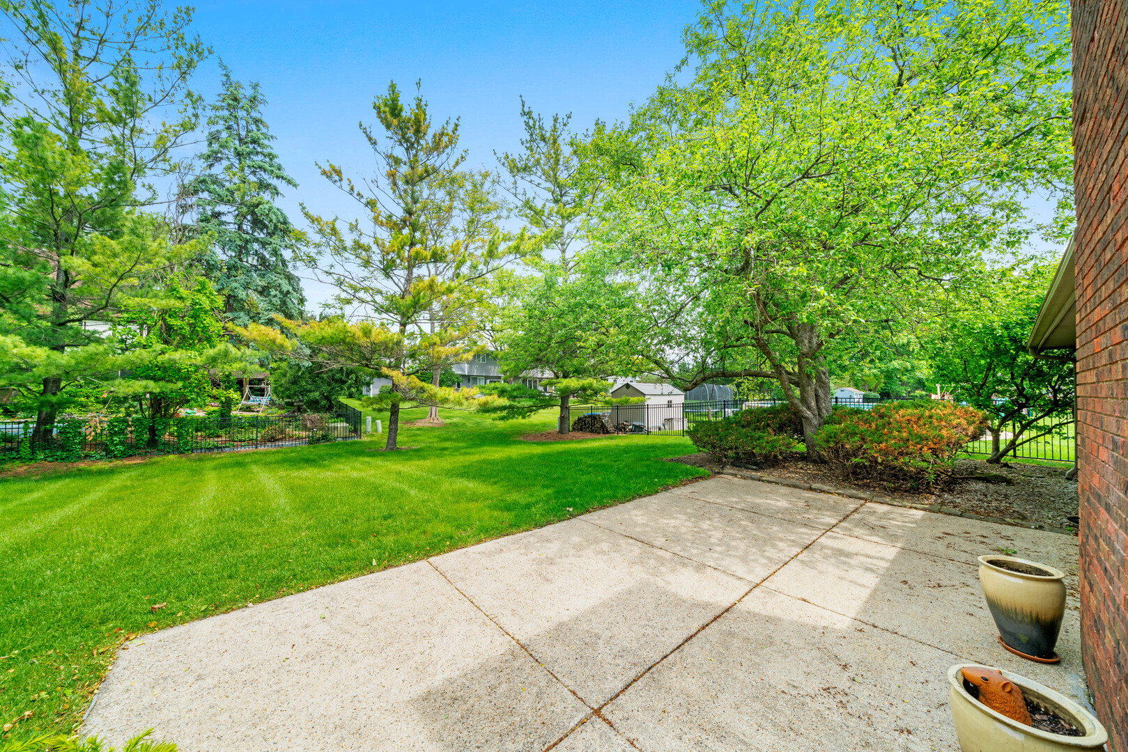 2445 Coach And Surrey Lane, Aurora, IL 60506