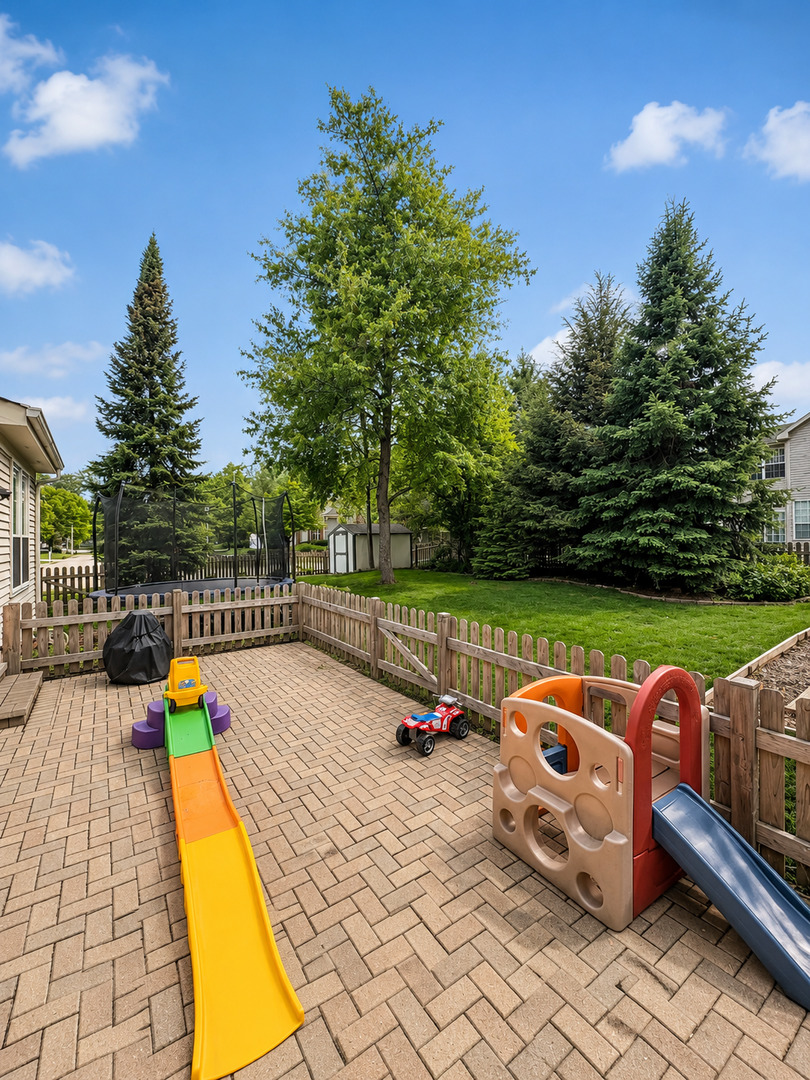 1844 S Robin Court, Libertyville, IL 60048