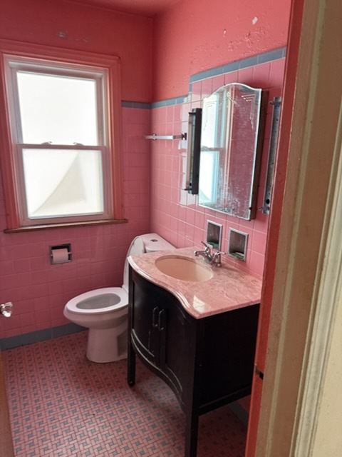 8917 S Ridgeland Avenue, Chicago, IL 60617