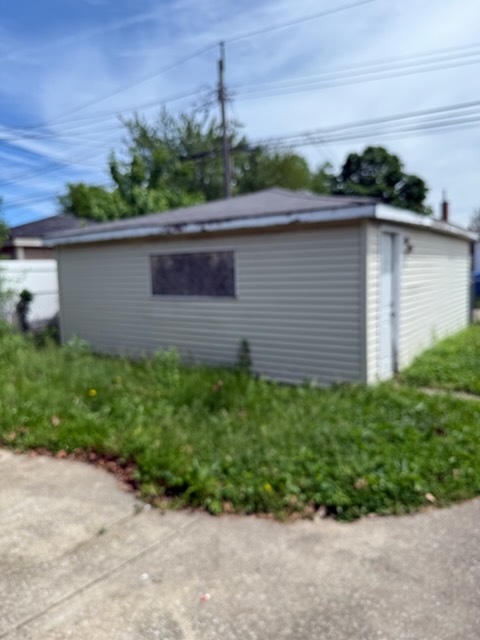 8917 S Ridgeland Avenue, Chicago, IL 60617