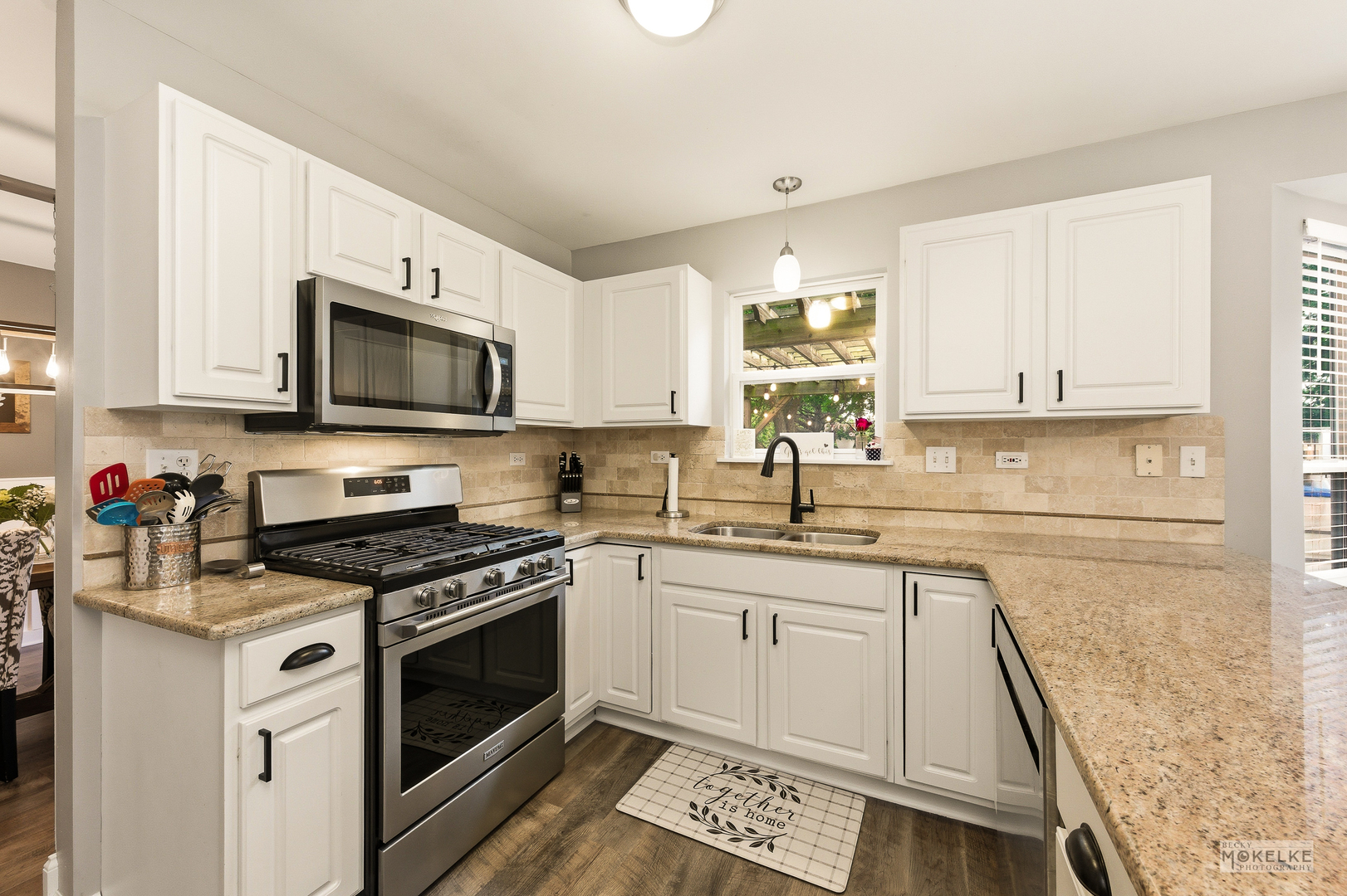 1508 W Mooseheart Road, North Aurora, IL 60542