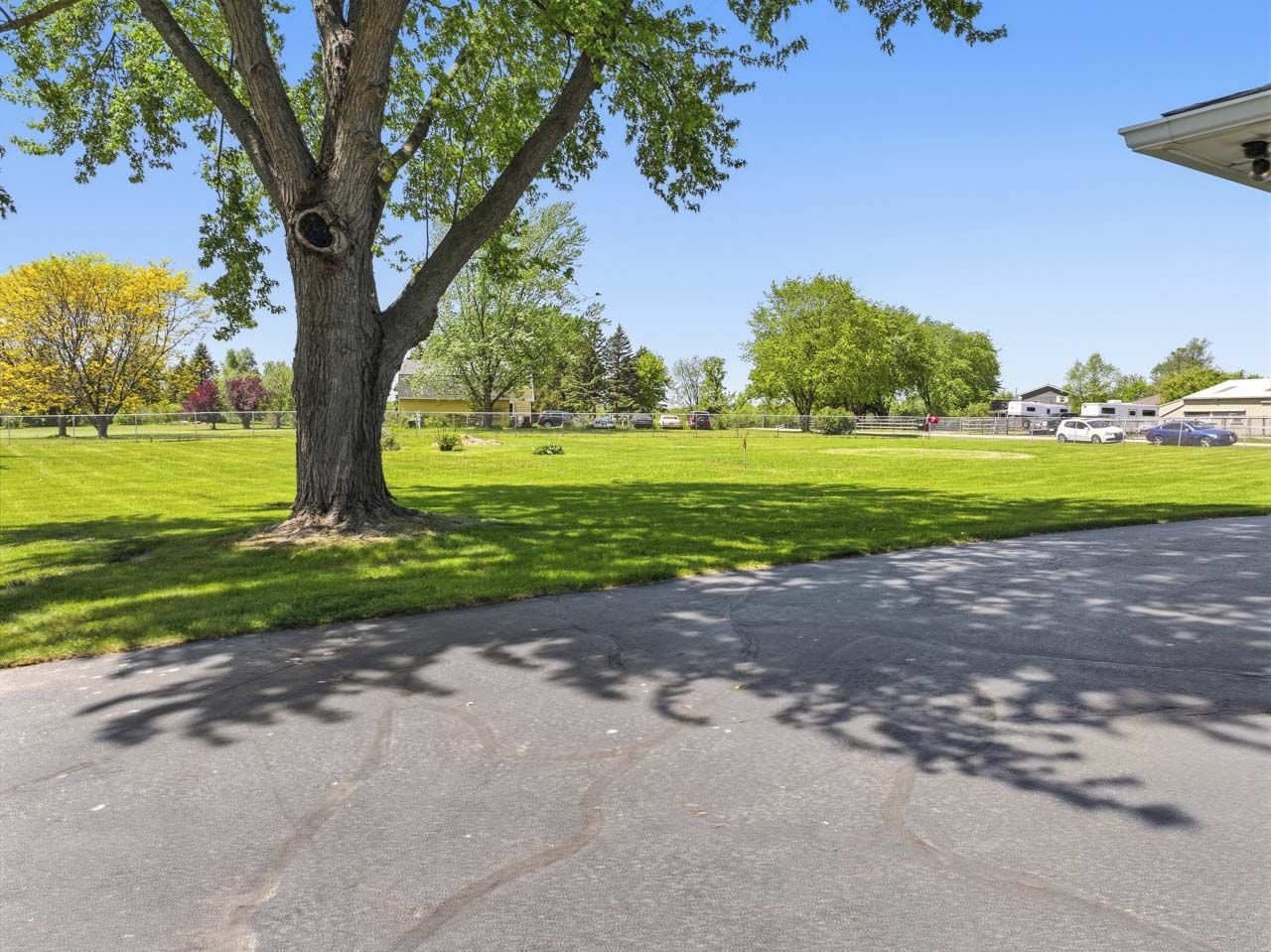 1417 Lee Lane, Spring Grove, IL 60081