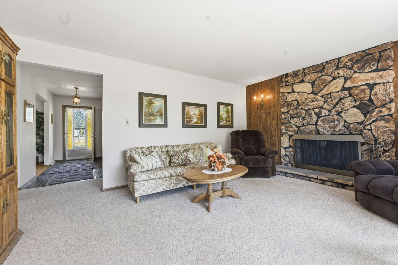 1417 Lee Lane, Spring Grove, IL 60081