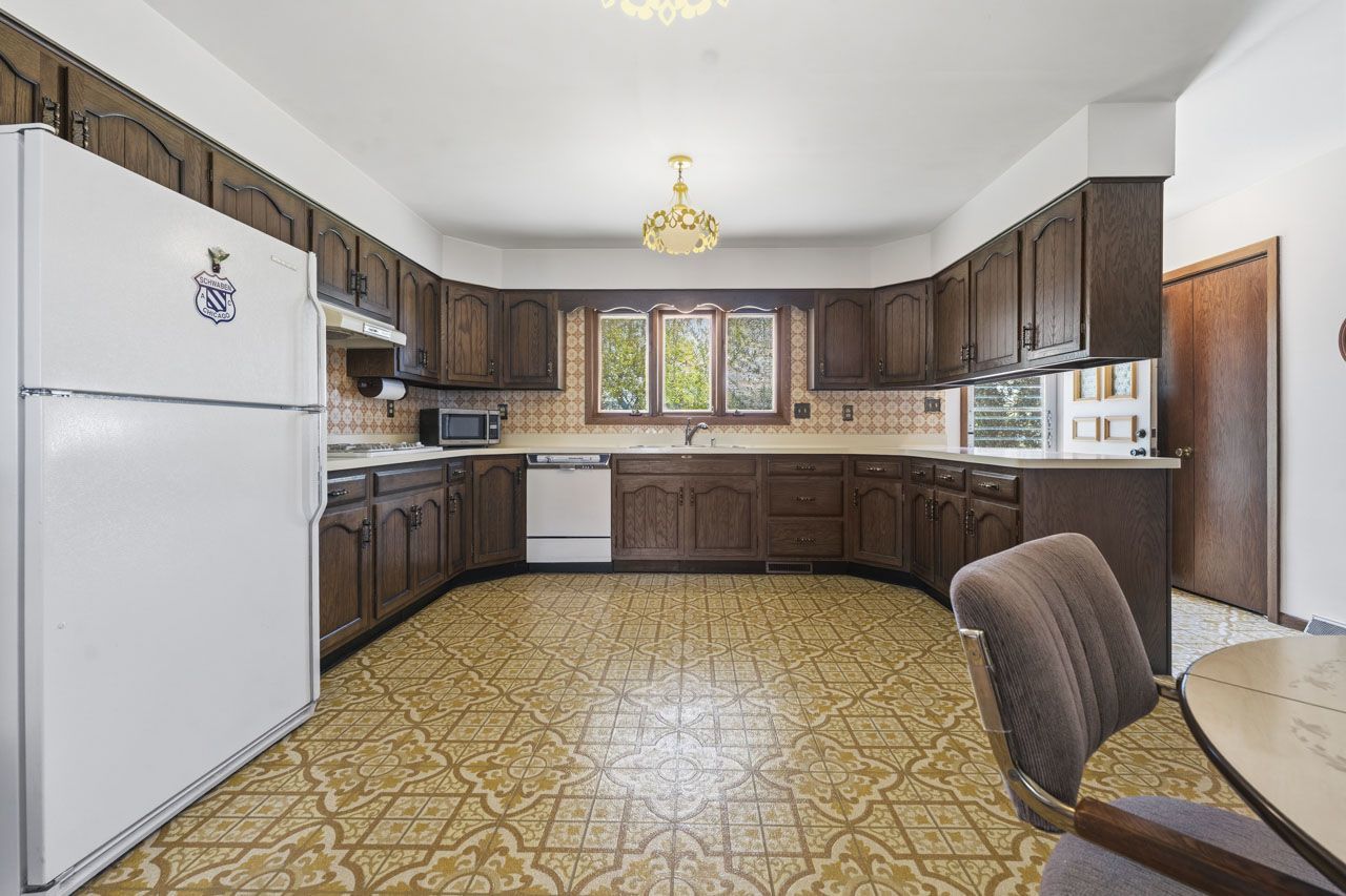 1417 Lee Lane, Spring Grove, IL 60081