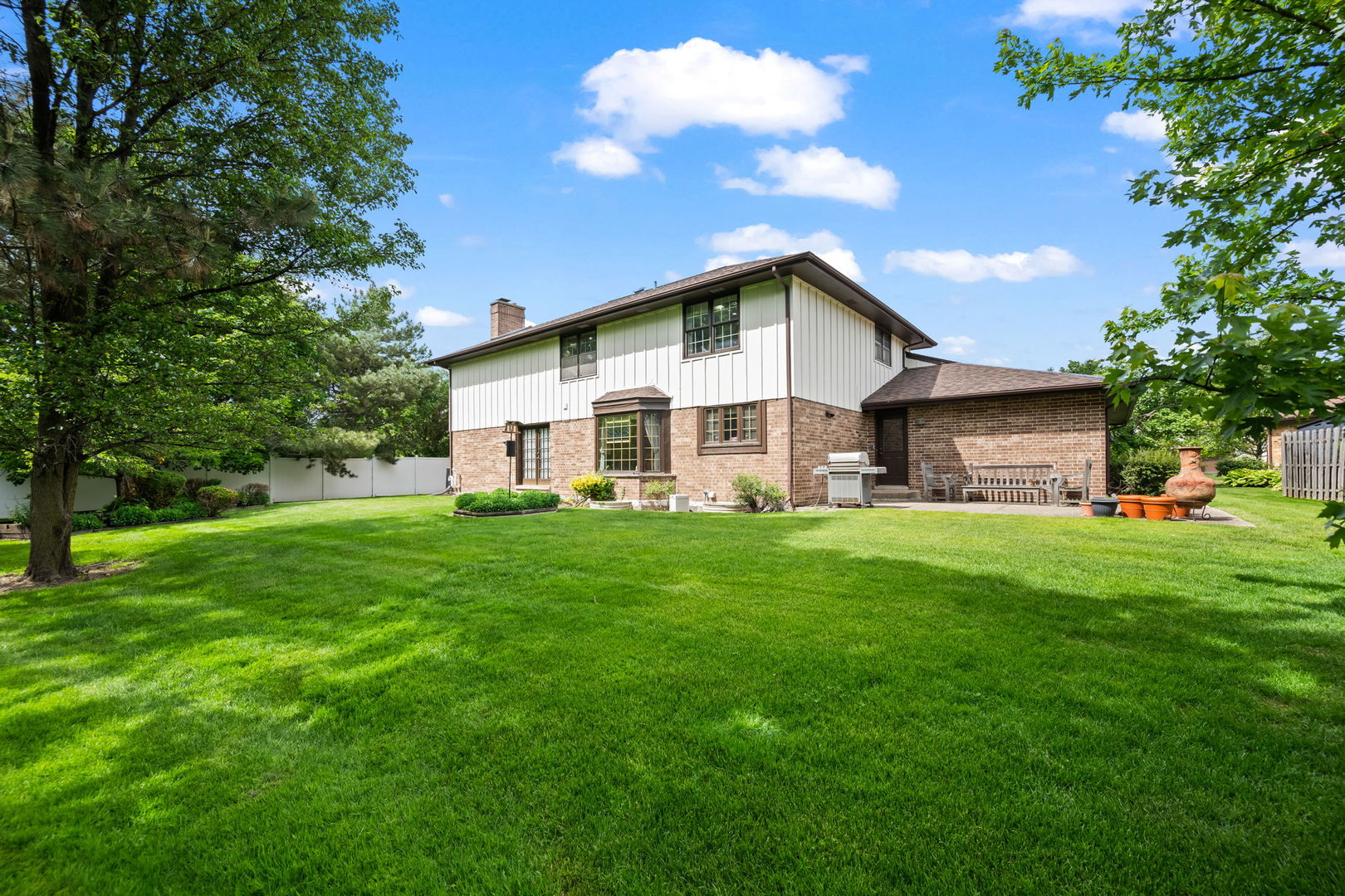 4211 Ridgeland Lane, Northbrook, IL 60062