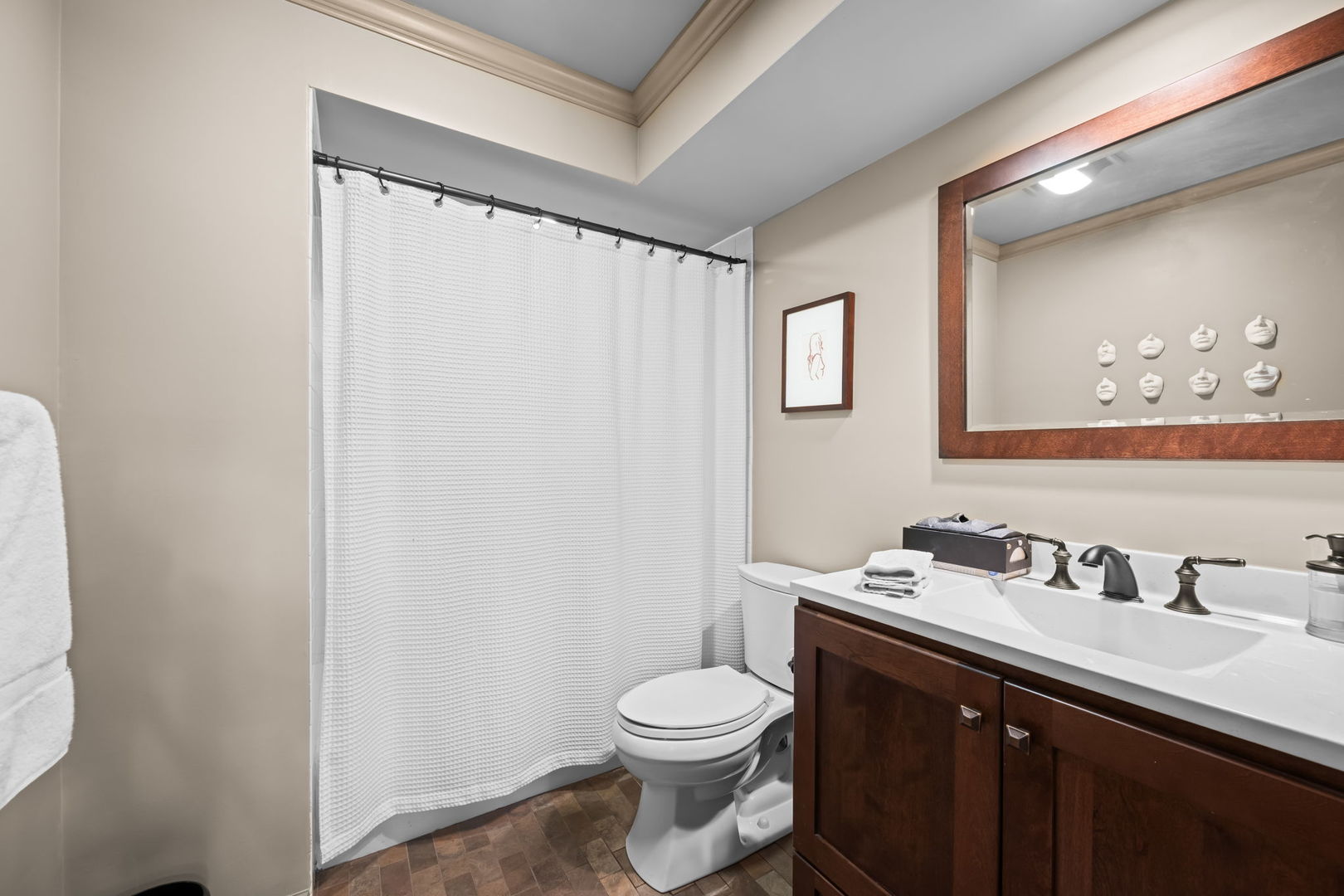 4211 Ridgeland Lane, Northbrook, IL 60062