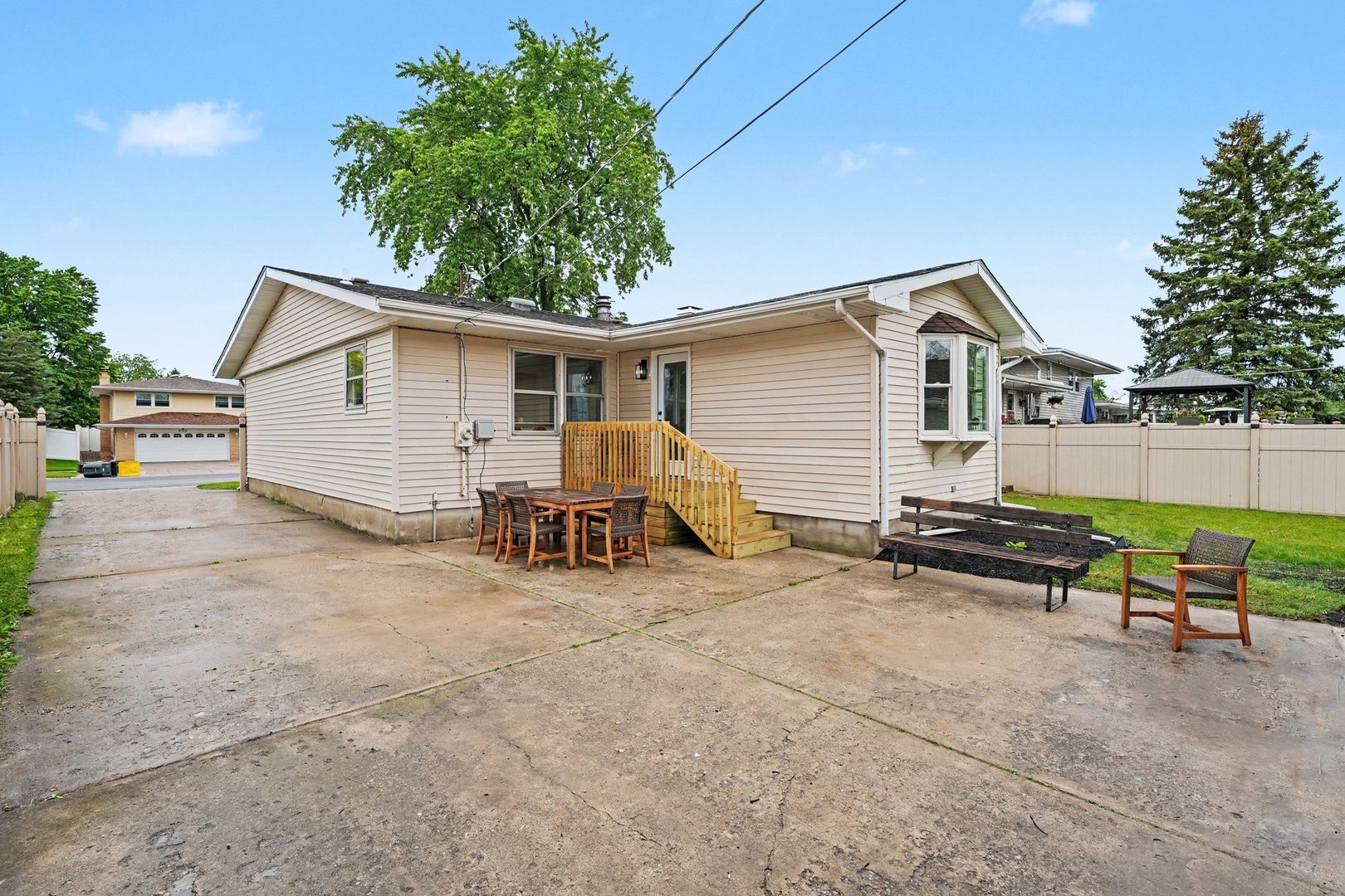 2847 194th Street, Lansing, IL 60438