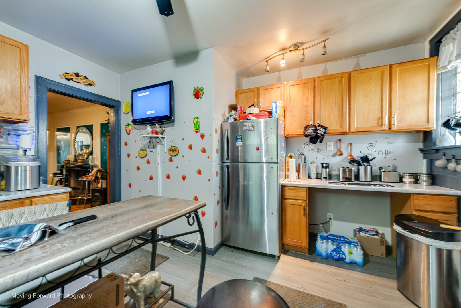 8213 S Indiana Avenue, Chicago, IL 60619