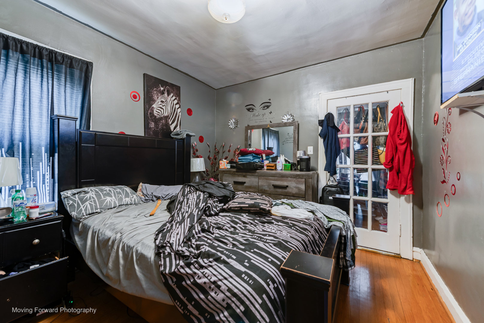 8213 S Indiana Avenue, Chicago, IL 60619