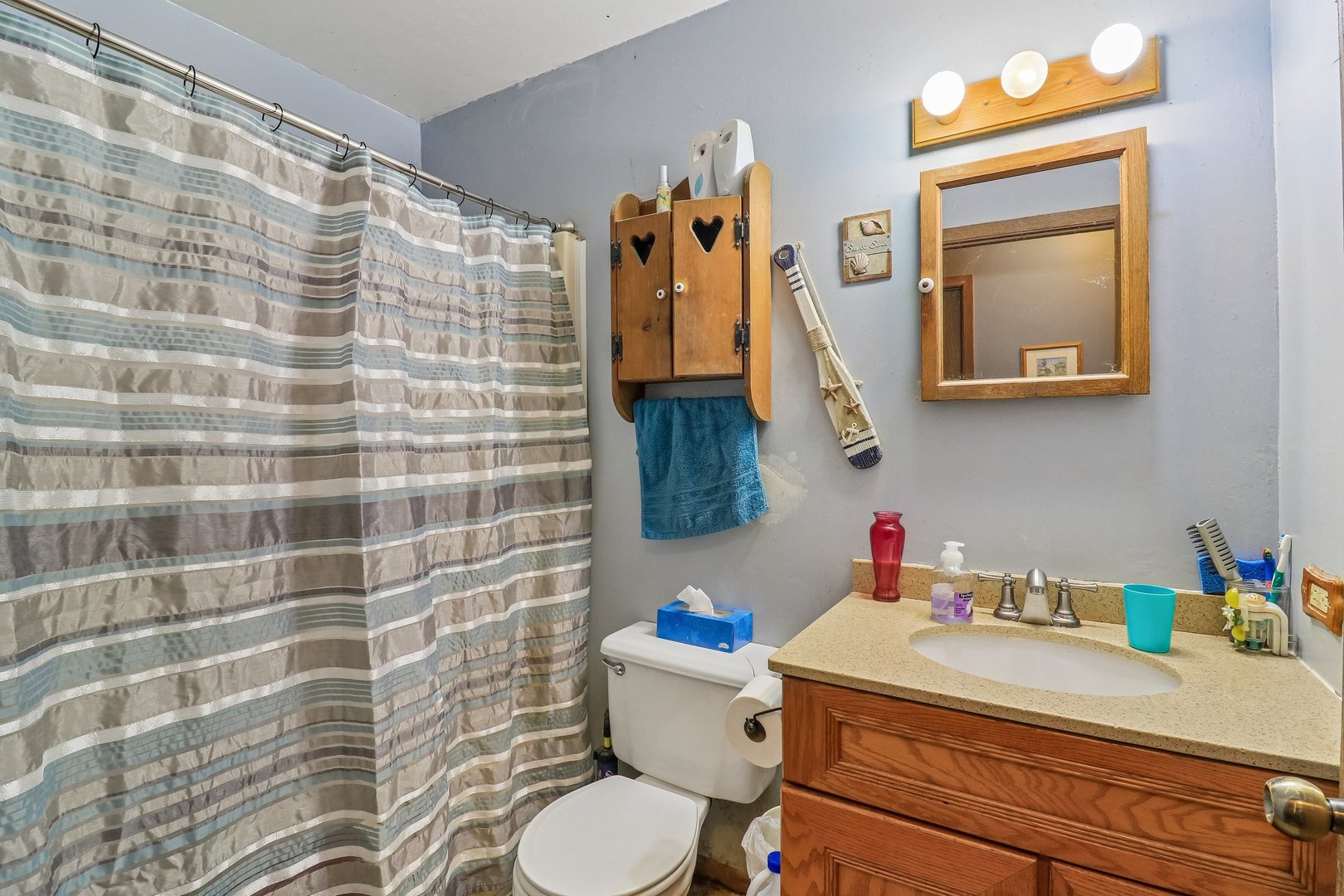 332 Everett Avenue, Crystal Lake, IL 60014