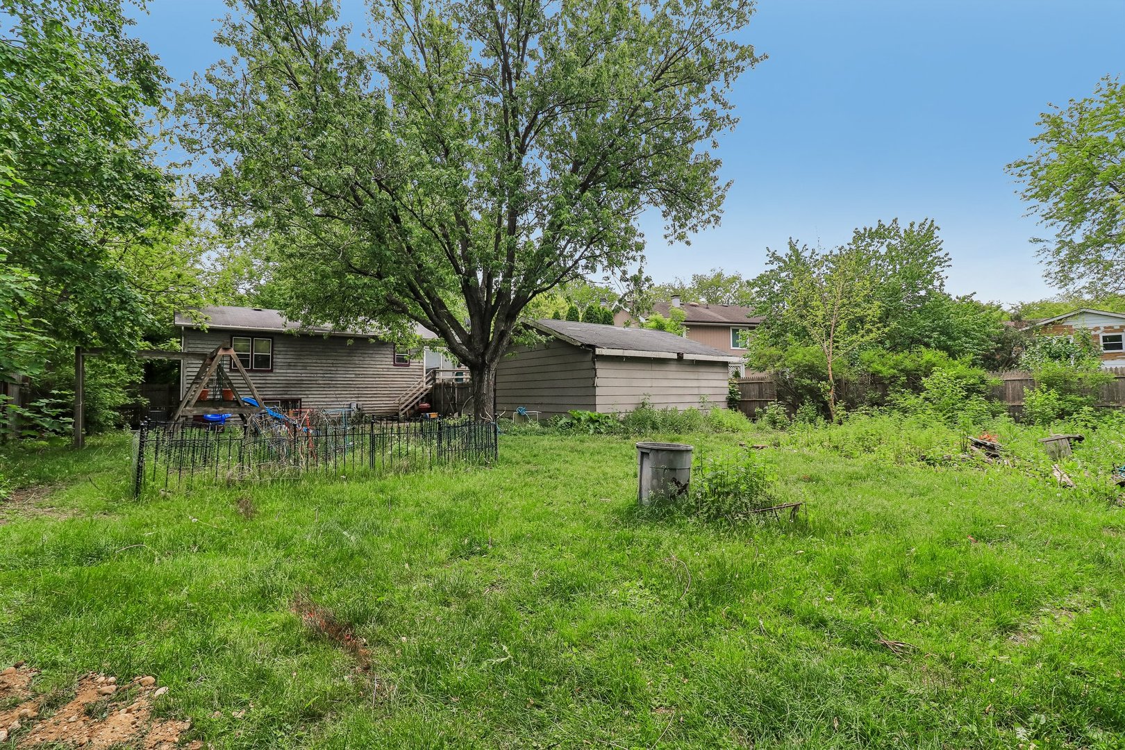 332 Everett Avenue, Crystal Lake, IL 60014