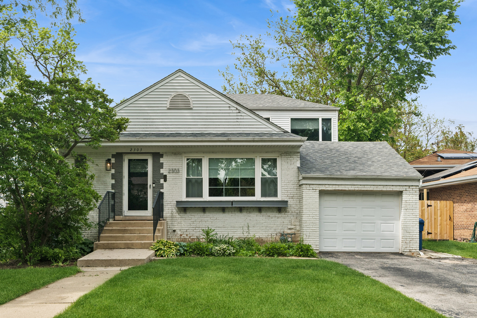 2303 Hutchison Road, Flossmoor, IL 60422