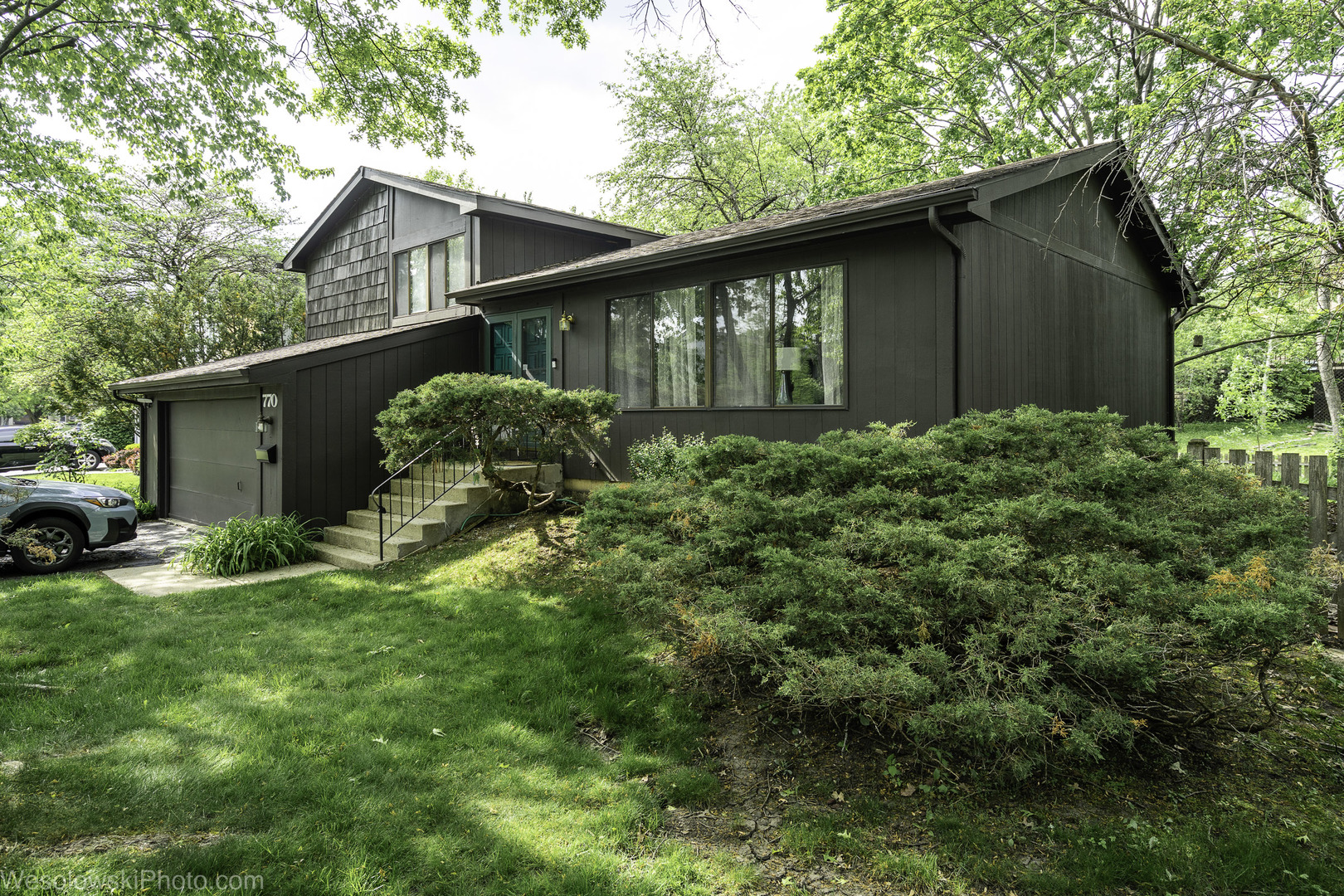 770 Yosemite Trail, Roselle, IL 60172