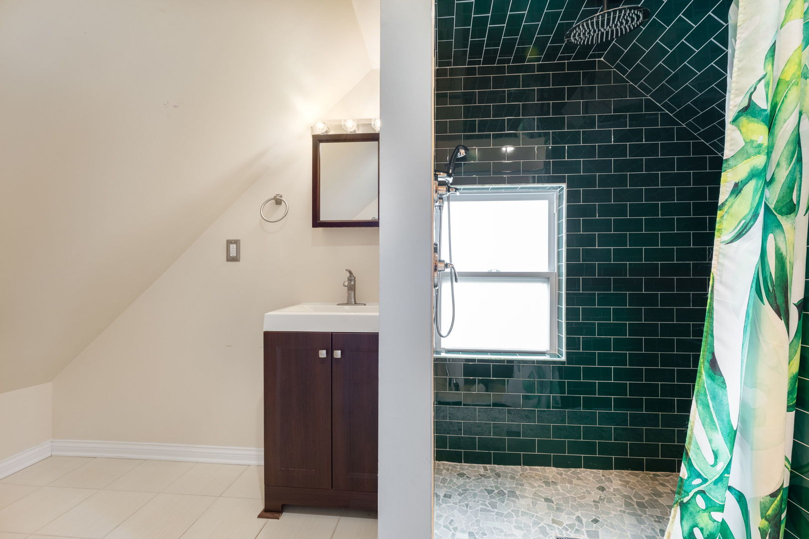 3514 S Damen Avenue, Chicago, IL 60609
